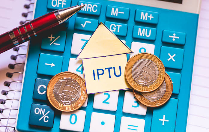 Herdeiro que já indenizou por uso exclusivo de imóvel não deve arcar sozinho com IPTU, decide STJ