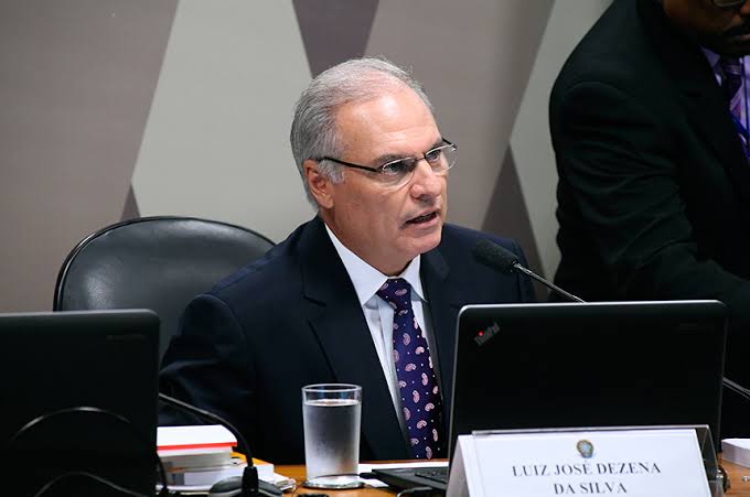 TST rejeita pedido de empresa que queria condenar ex-empregado por cobrar propina de fornecedores chineses