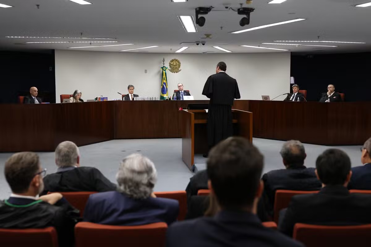 Advogado de general nega envolvimento em plano golpista e aponta cerceamento de defesa