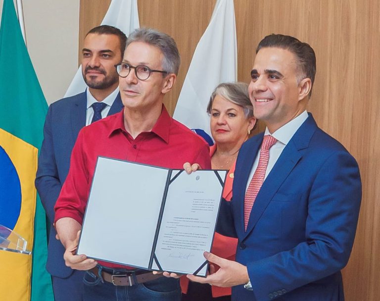 Sancionada lei que dá prioridade no atendimento à advocacia em órgãos públicos de Minas Gerais