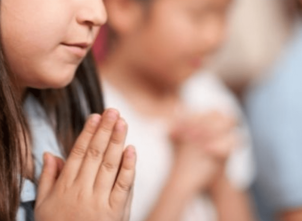 Justiça suspende lei que obrigava oração do Pai-Nosso nas escolas de São José do Rio Preto