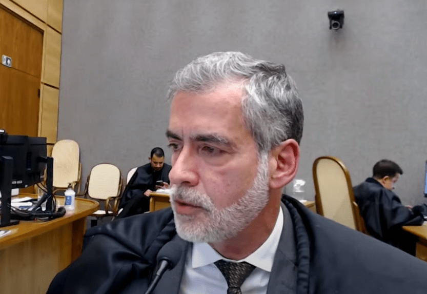 É ilícita a entrada indiscriminada de agentes em casas próximas à abordagem, entende STJ