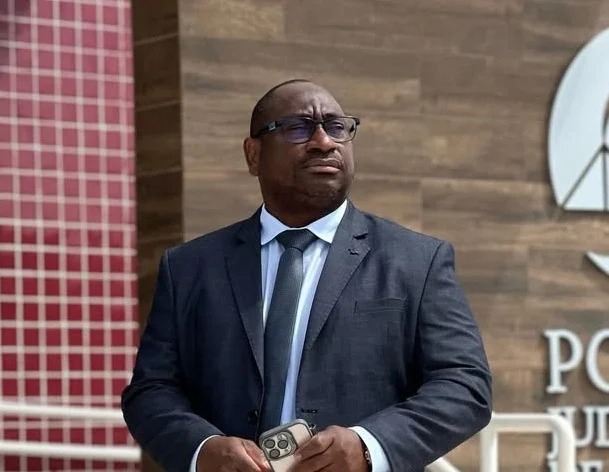 TJ-AL rejeita HC e mantém prisão de João Neto, advogado e influenciador acusado de agredir a companheira