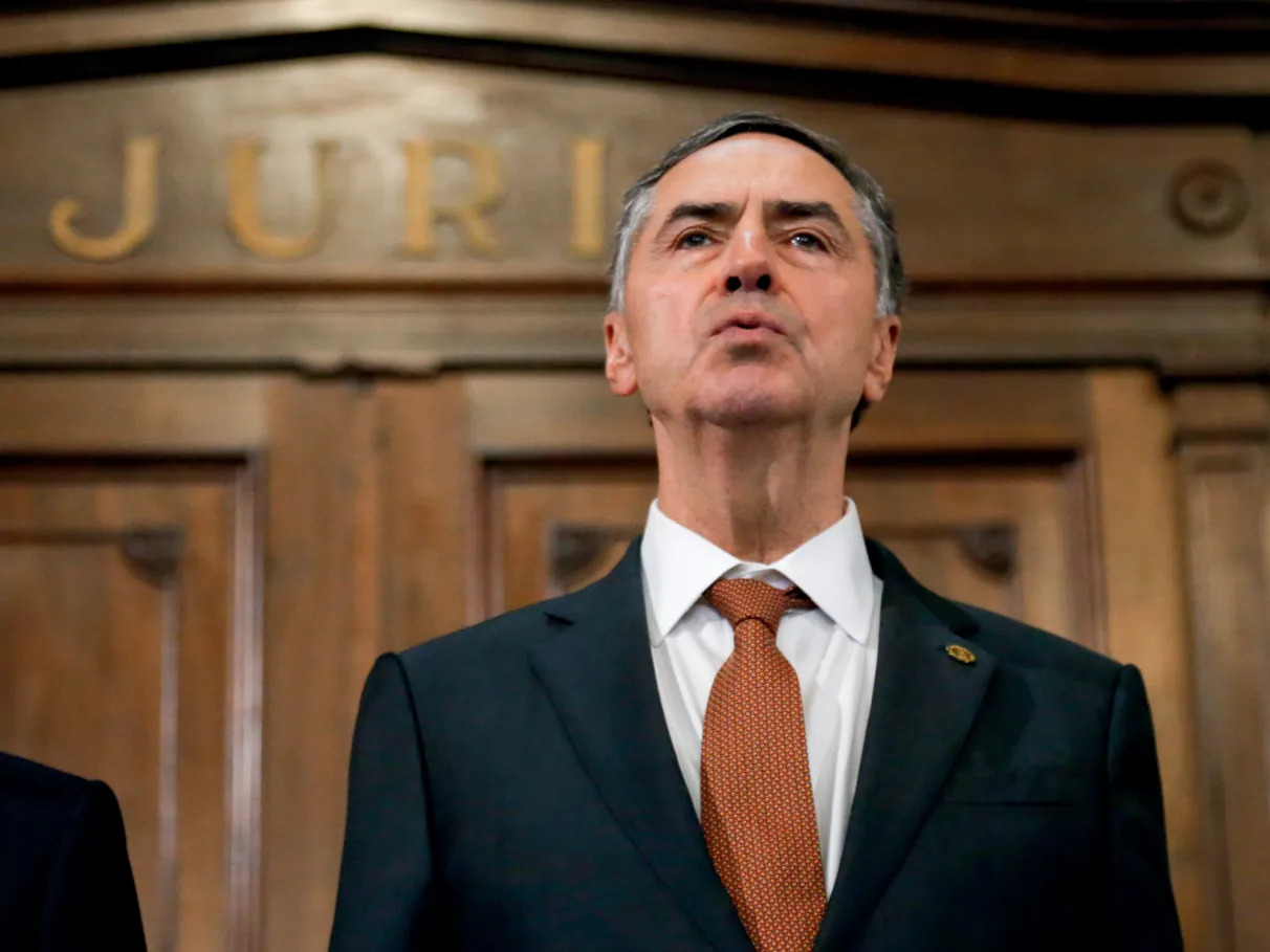 Luís Roberto Barroso cobra união de tribunais latino-americanos contra crime organizado e desinformação