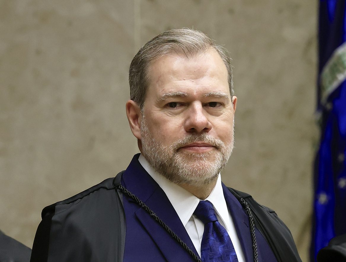 STF suspende julgamento sobre uso do salário mínimo como base para multas