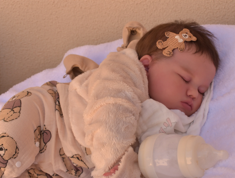 ‘Loucura da sociedade’: boneca reborn vira alvo de disputa judicial após separação de casal; advogada relata caso nas redes