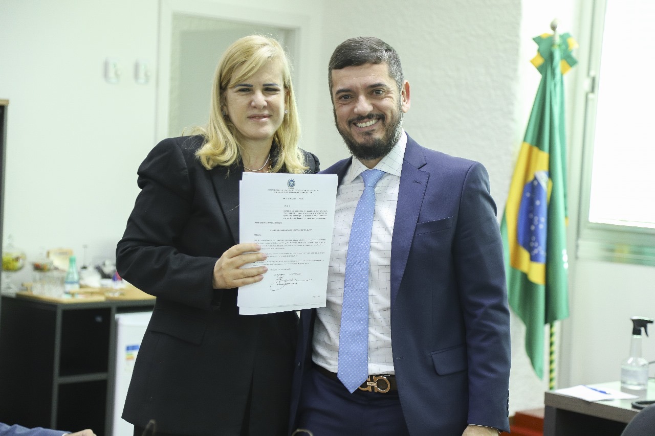 Presidente da Alerj atende pleito da OAB-RJ e protocola PL que garante isenção da taxa judiciária em ações de cobrança de honorários advocatícios