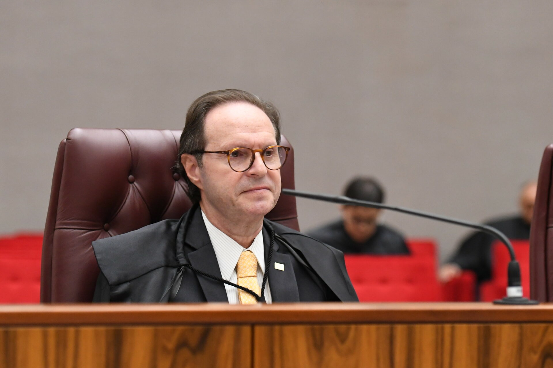 STJ define que fornecer dados incorretos configura crime de falsa identidade, independente de obtenção de vantagem