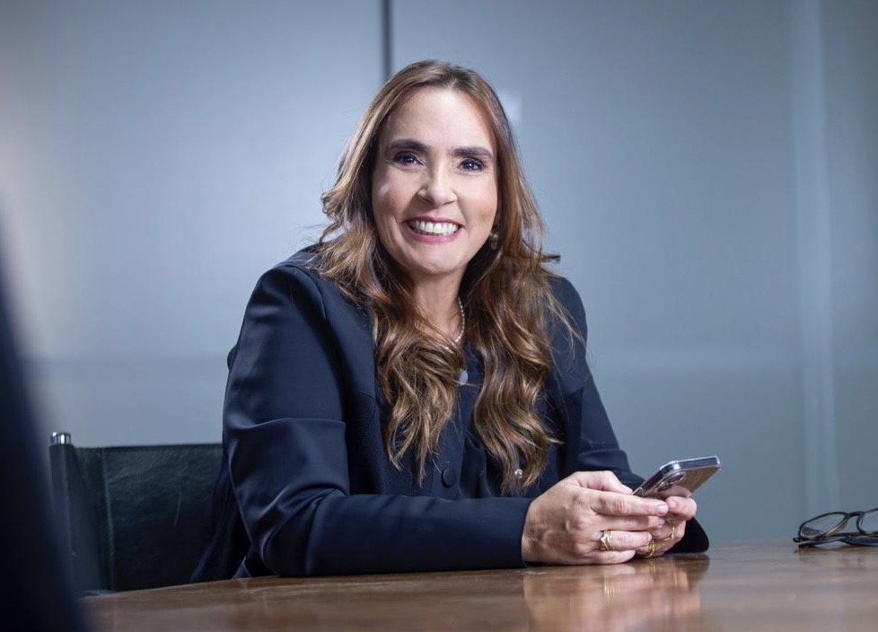 Rose Morais assume interinamente a presidência da OAB Nacional