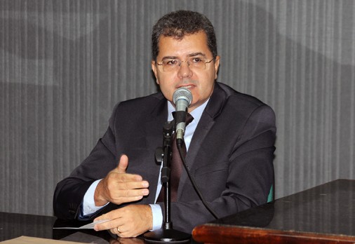 Juiz acusa colega de perseguição pessoal e apadrinhamento após briga em partida de futebol e promoção de cargo negada