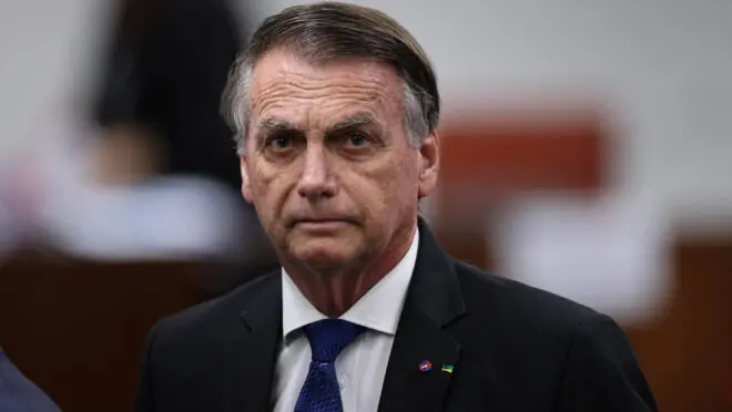 Em resposta ao STF, Bolsonaro alega que não descumpriu ordens de Moraes e não pode ser preso por vídeos divulgados por terceiros