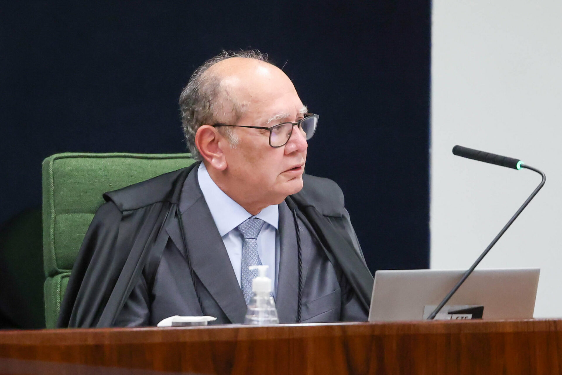 "É a ponta do iceberg de uma crise e precisamos resolver", diz Gilmar Mendes sobre judicialização do IOF