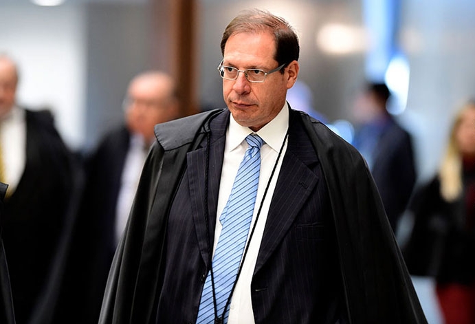 Excesso de prazo no julgamento depende da pena imposta, reafirma STJ ao negar HC