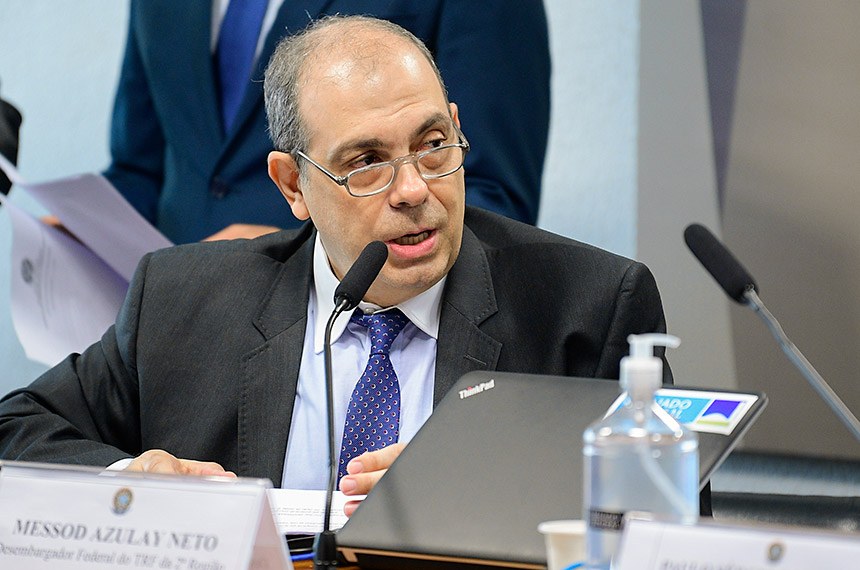 STJ mantém pena a homem condenado por furto de barras de chocolate por reconhecer que alimento não mata fome 