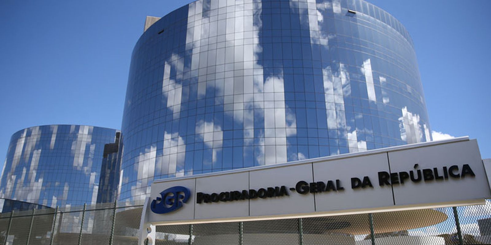 PGR ameaça levar promotora ao Conselho por omitir no STF que filho trabalhou em escritório do advogado de Felipe Martins 