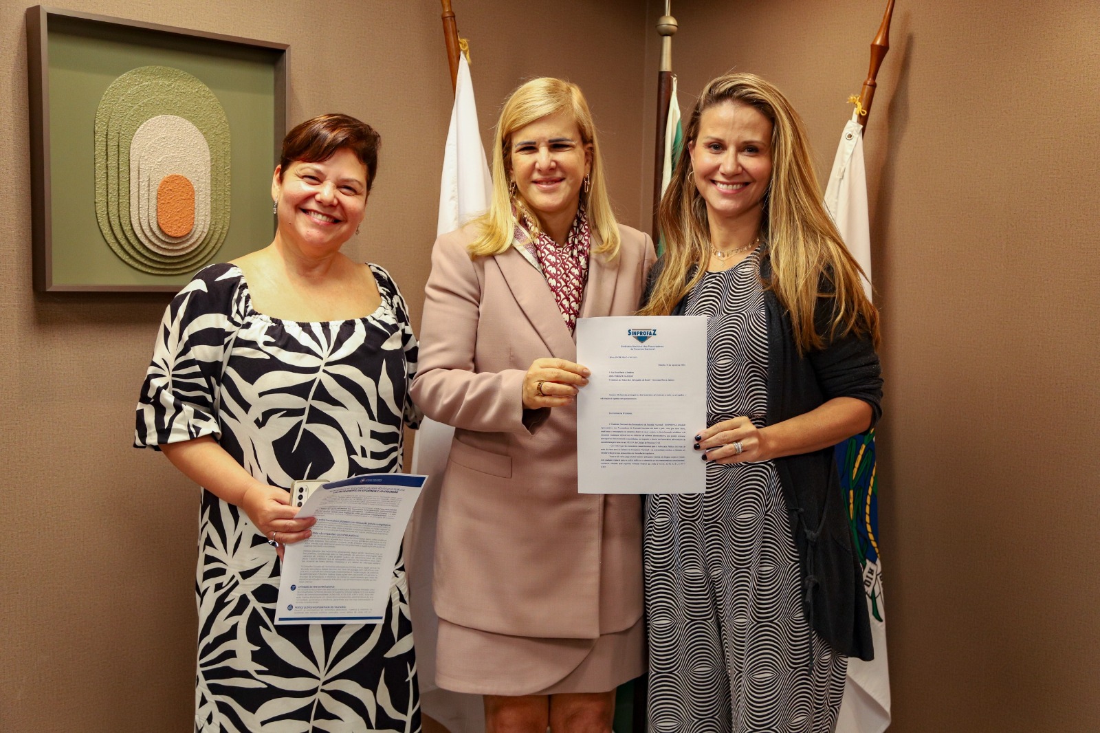 OAB-RJ: advocacia pública e privada se unem em defesa das prerrogativas da classe