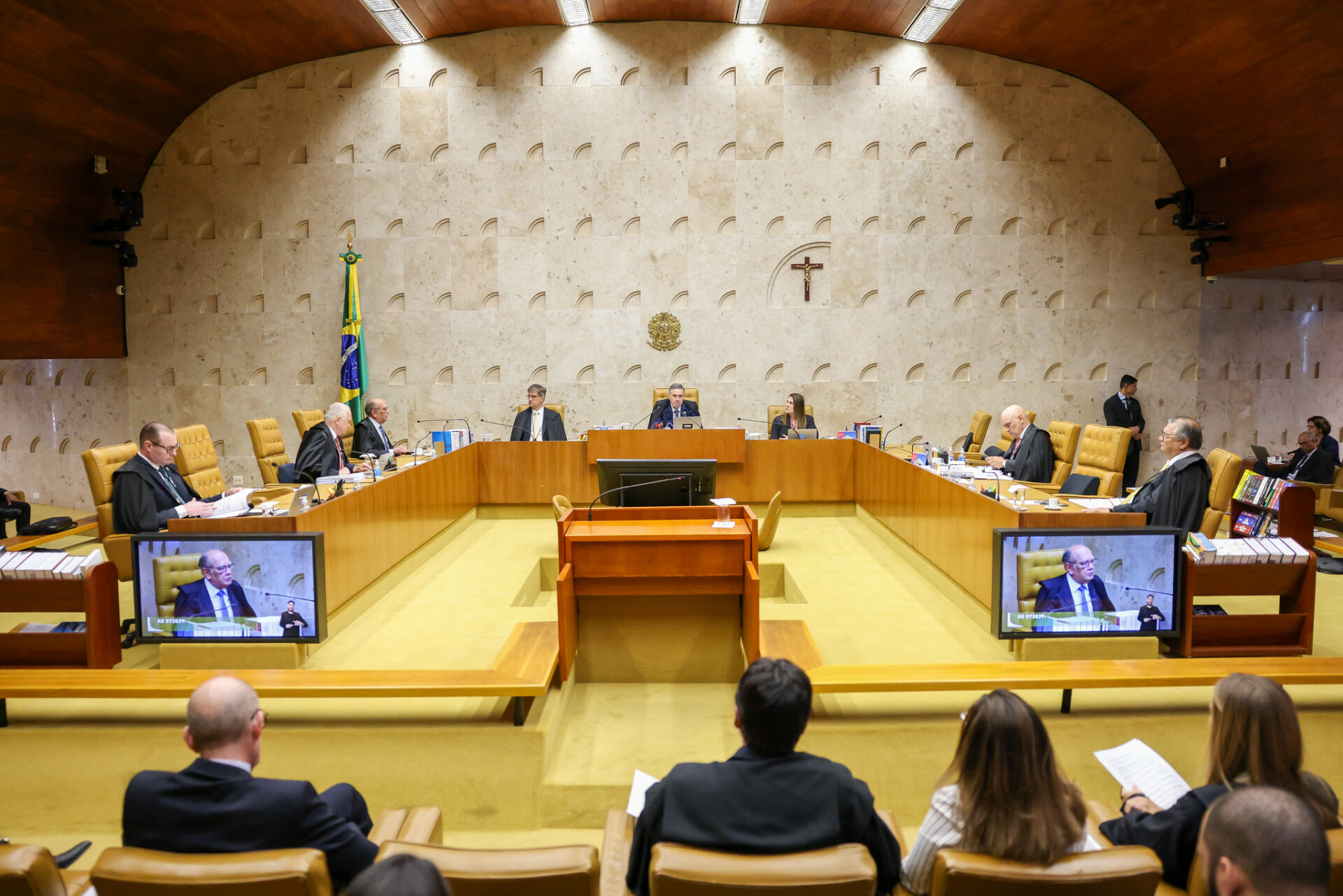 Com 6 votos a 1, STF já tem maioria para cobrar Difal a partir de 2022; Barroso pede vista e suspende julgamento