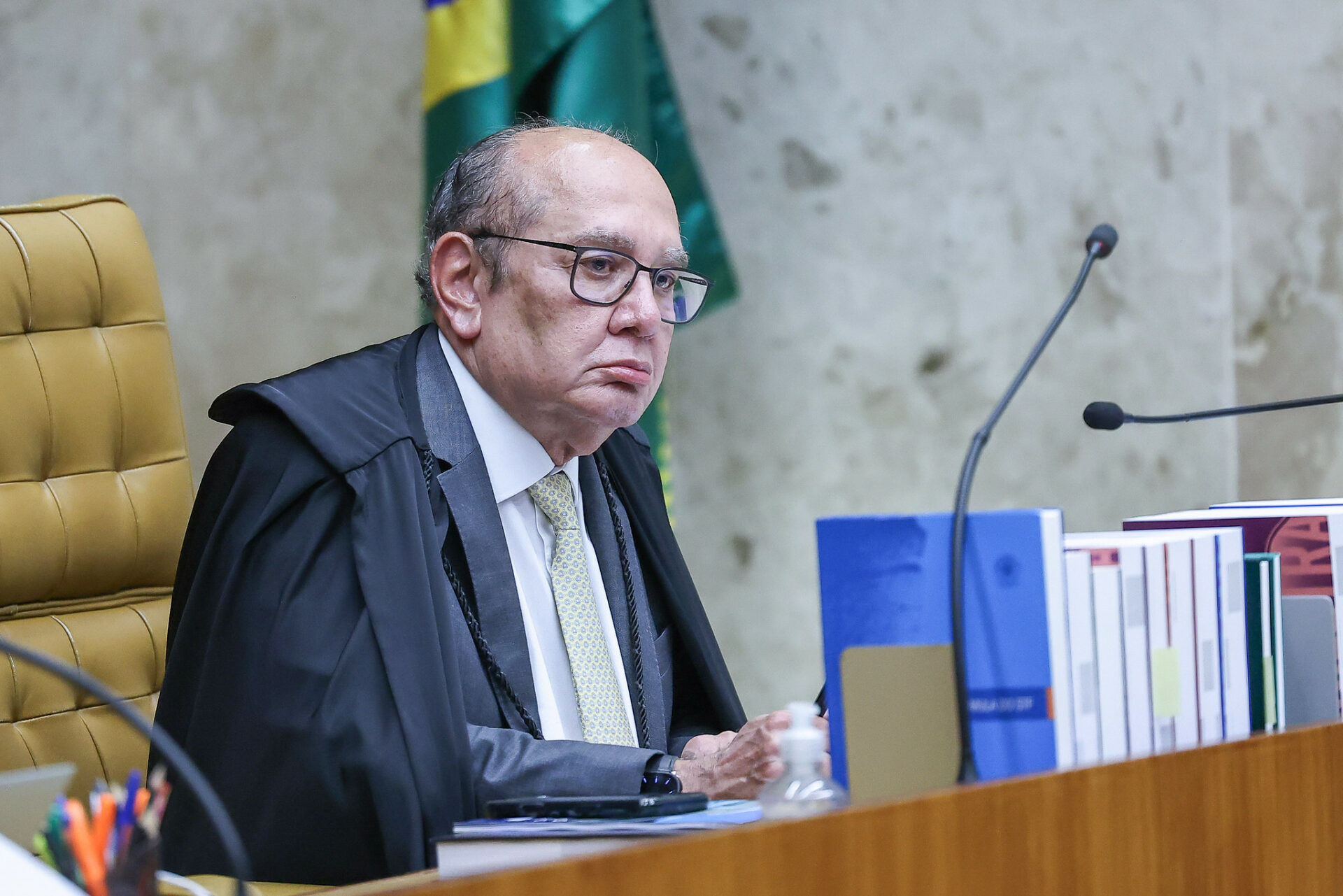 STF sobreviveu, diz decano da Corte na última sessão sob comando de Barroso