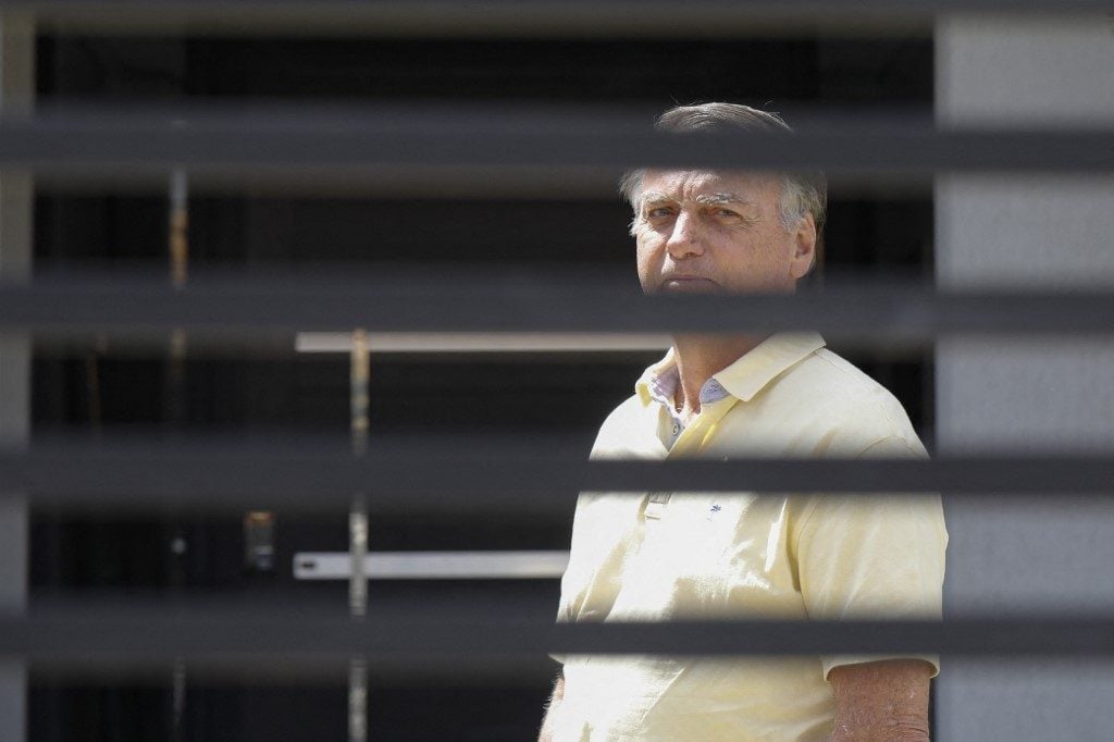 Moraes autoriza Bolsonaro realizar procedimento médico na pele