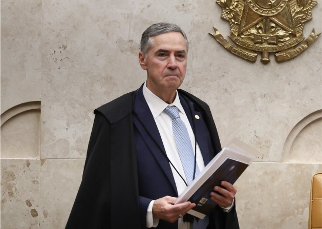 Barroso defende redução da competência criminal do Supremo por meio de reforma regimental