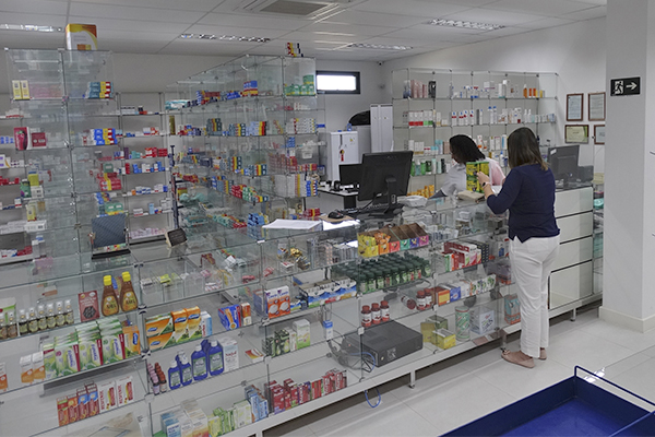 TST condena farmácia a indenizar R$20 mil a balconista por sofrer 3 assaltos no ambiente de trabalho