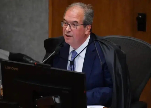 Querela nullitatis não é meio adequado para anular sentença sob alegação de julgamento extra petita, decide STJ