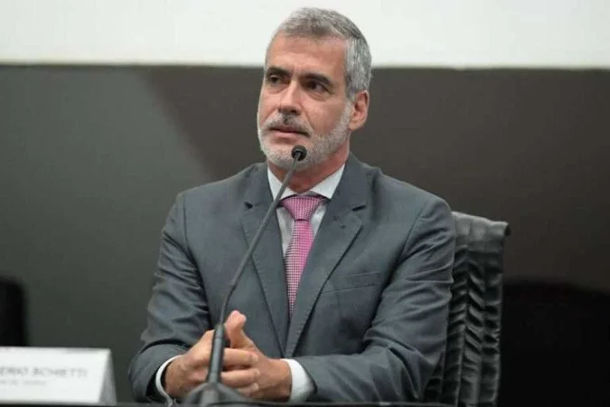 Relator no STJ, ministro Schietti reconhece ilegalidade de gravações entre advogados e clientes presos