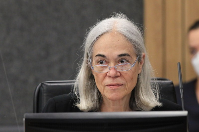 STJ autoriza uso de equidade para honorários em ações do SUS contra o poder público