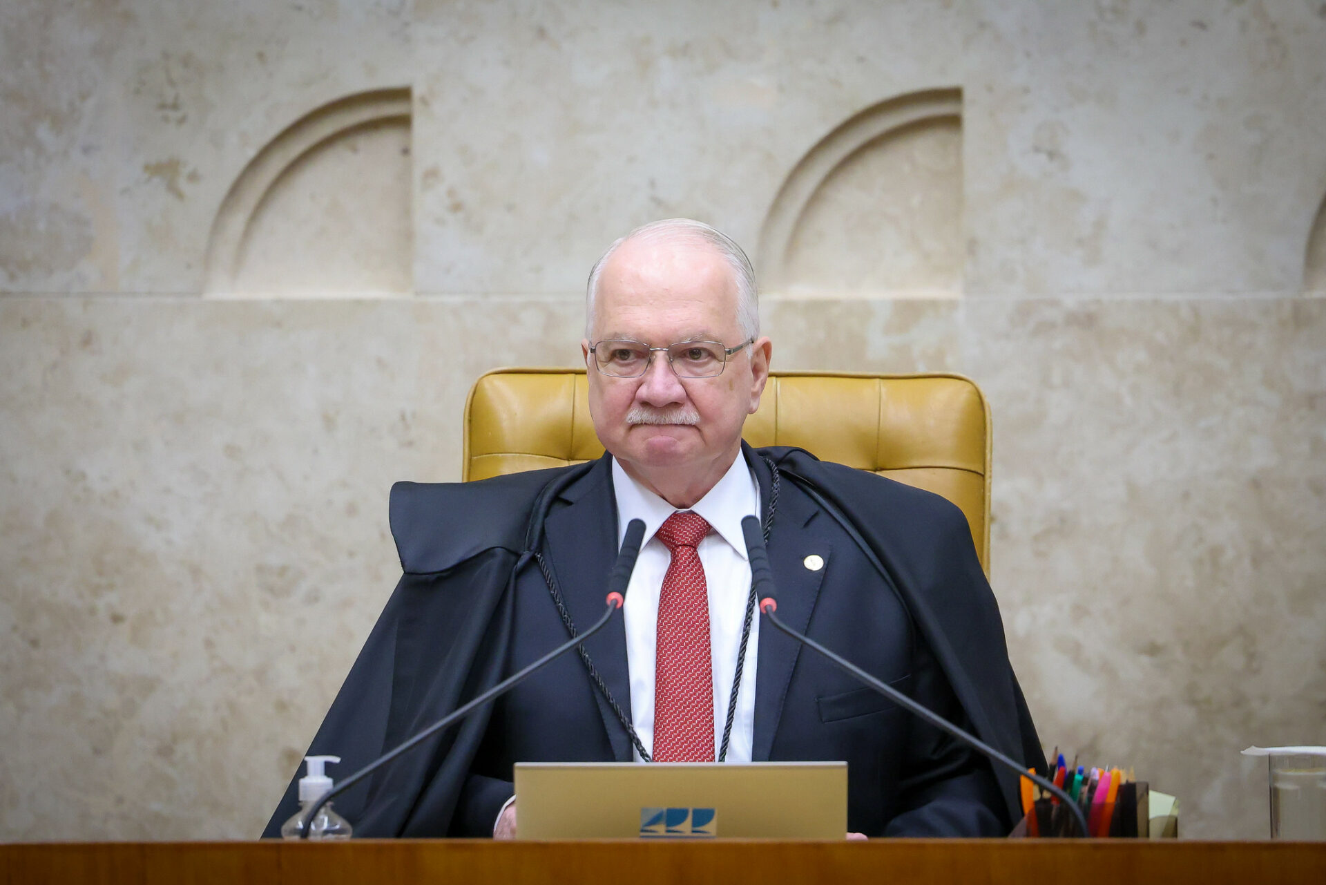 ‘Uberização’: Após manifestações, Fachin adia por 30 dias votação de vínculo entre motoristas e aplicativos