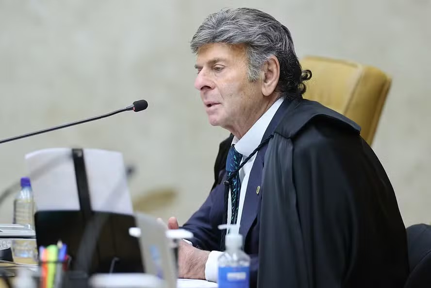 STF adia conclusão de julgamento sobre indicação de parentes para cargos políticos 