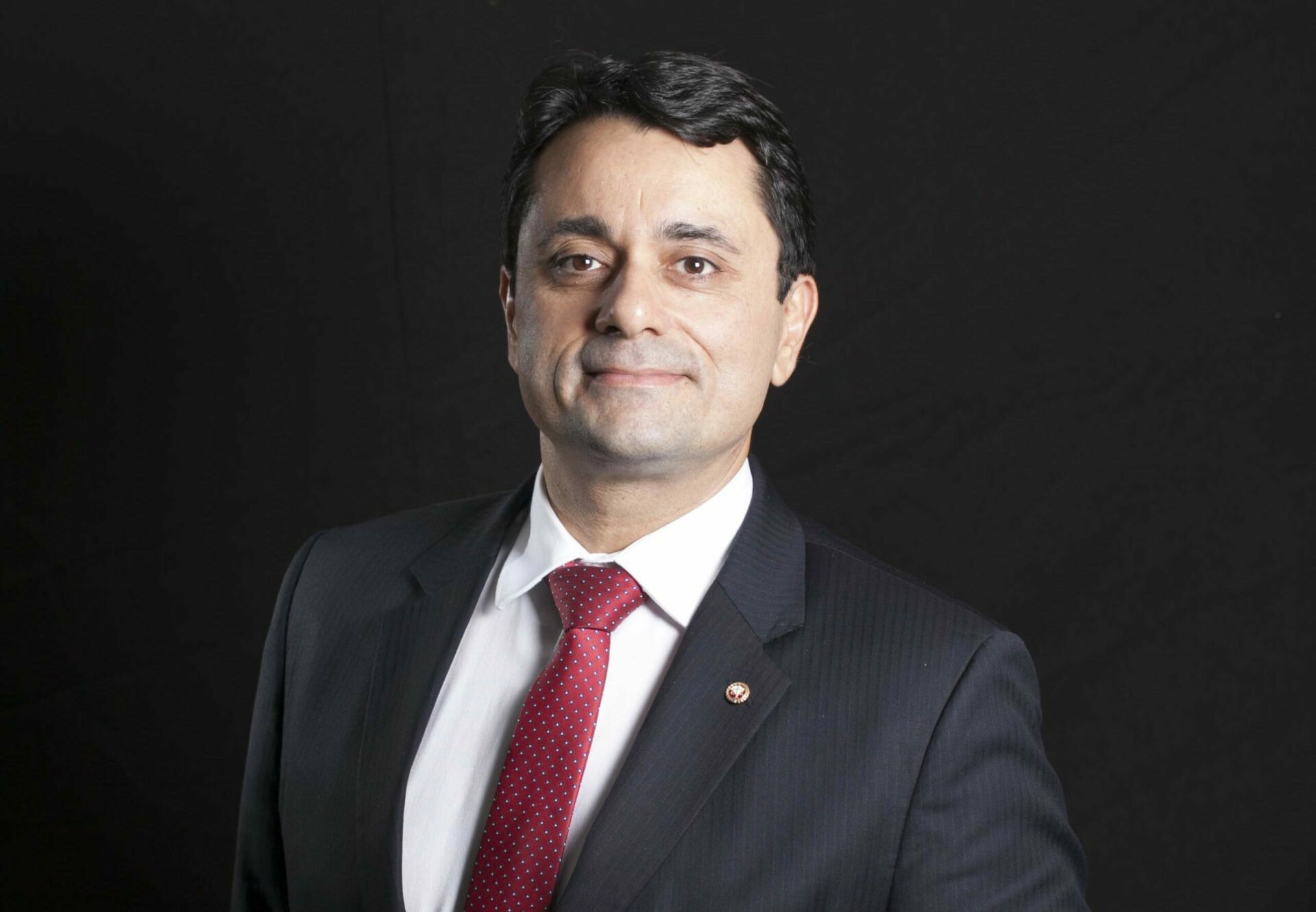 Tarcísio Bonfim é reeleito presidente da CONAMP para o biênio 2026–2028