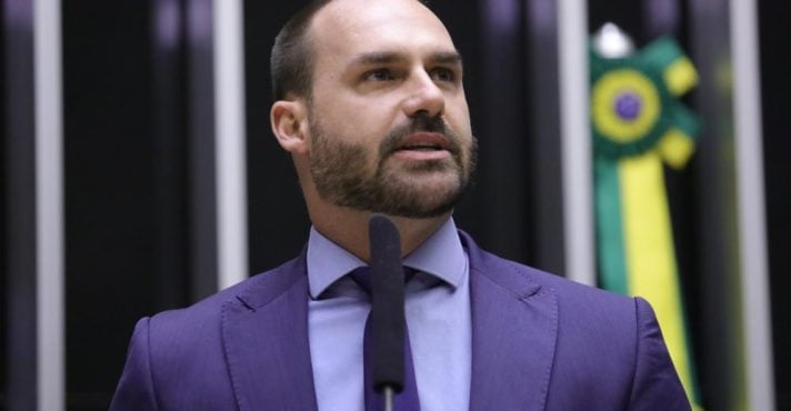 PGR diz que deputados não estão 'habilitados' e não podem pedir prisão de Eduardo Bolsonaro