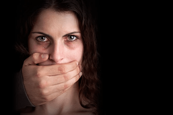 CCJ aprova PL que reconhece misoginia como crime de discriminação por crença de supremacia masculina