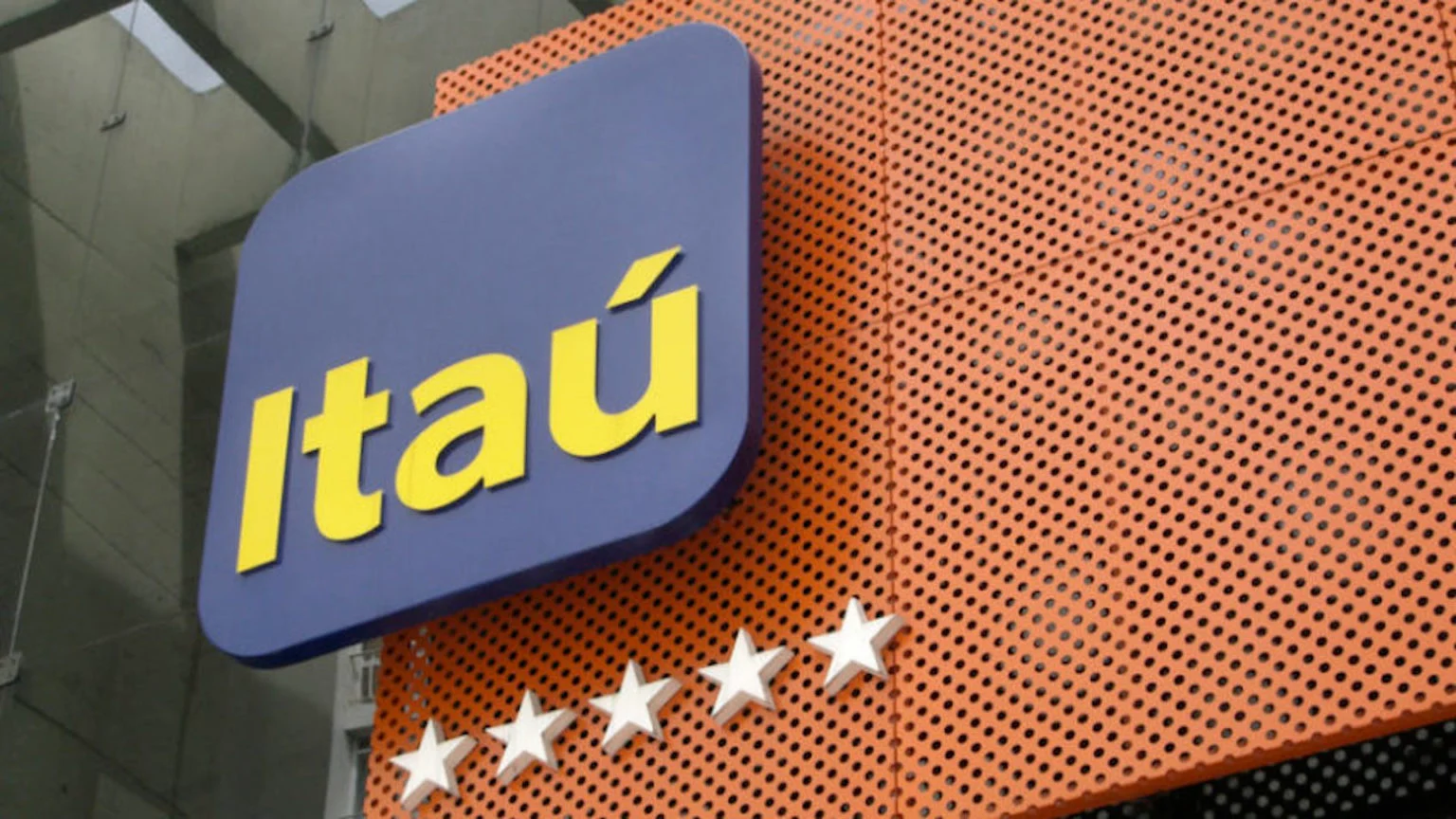 Itaú oferece proposta de indenização a mais de mil funcionários demitidos por baixa produtividade