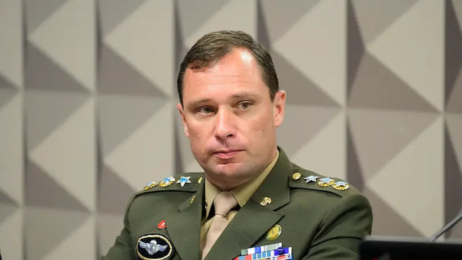 Supremo encerra ação penal da tentativa de golpe para Mauro Cid; defesa do delator pede libertação das medidas cautelares