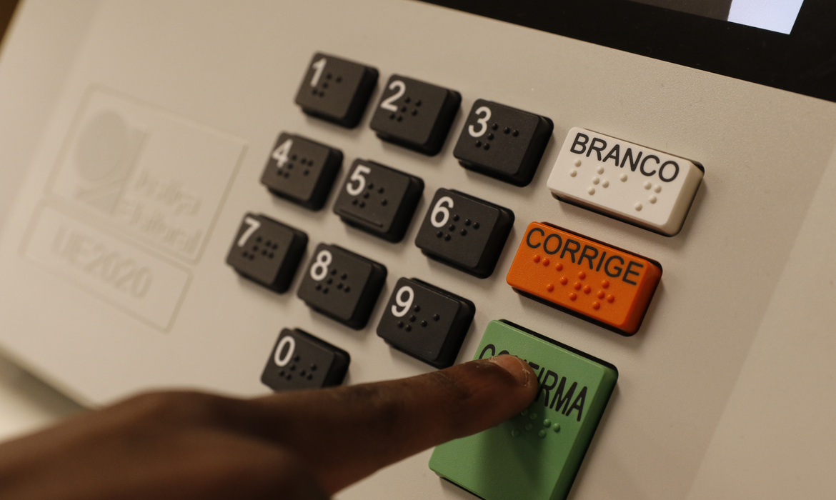 TSE propõe regras para ampliar acessibilidade e organizar normas das eleições de 2026