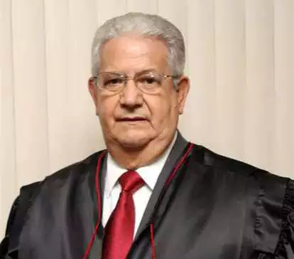 Justiça do MS condena desembargador aposentado a devolver R$ 25,5 milhões por liberação irregular de precatório