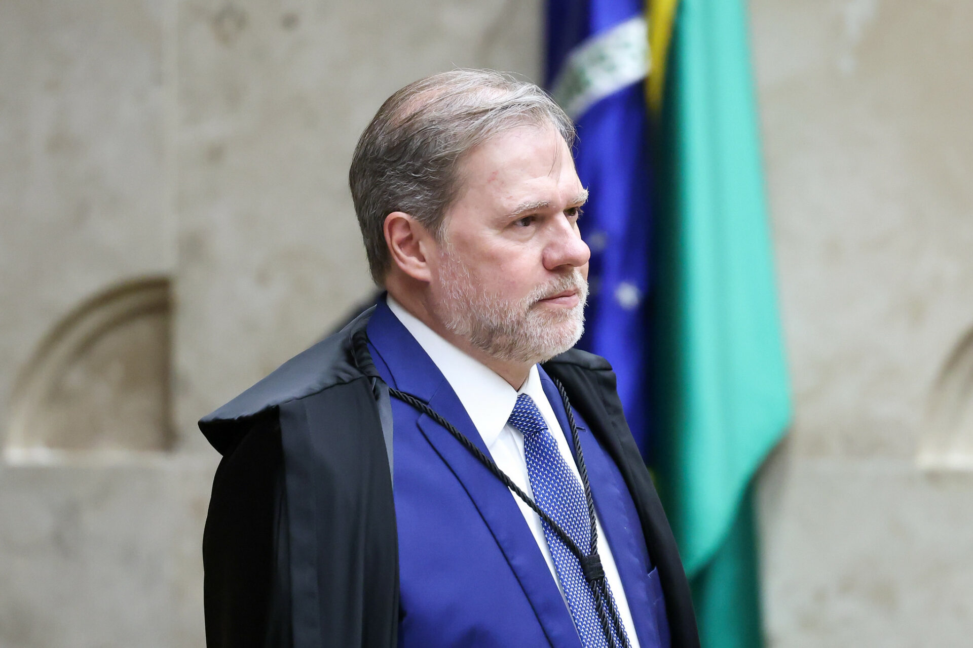 Julgamento sobre obrigatoriedade de inscrição de advogados públicos na OAB é suspenso no STF