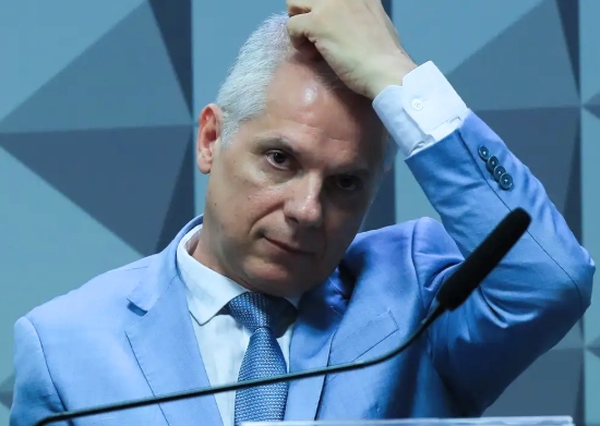 PF prende ex-presidente do INSS Alessandro Stefanutto por descontos ilegais em aposentadorias