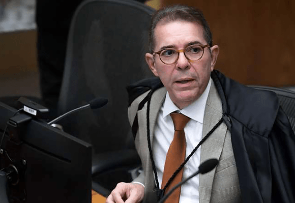 STJ anula punição de preso e vê cerceamento de defesa em perda de provas pelo Estado