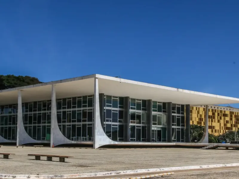 OAB contesta no STF norma de Goiás que autoriza nomeação de bacharéis como defensores dativos em processos disciplinares