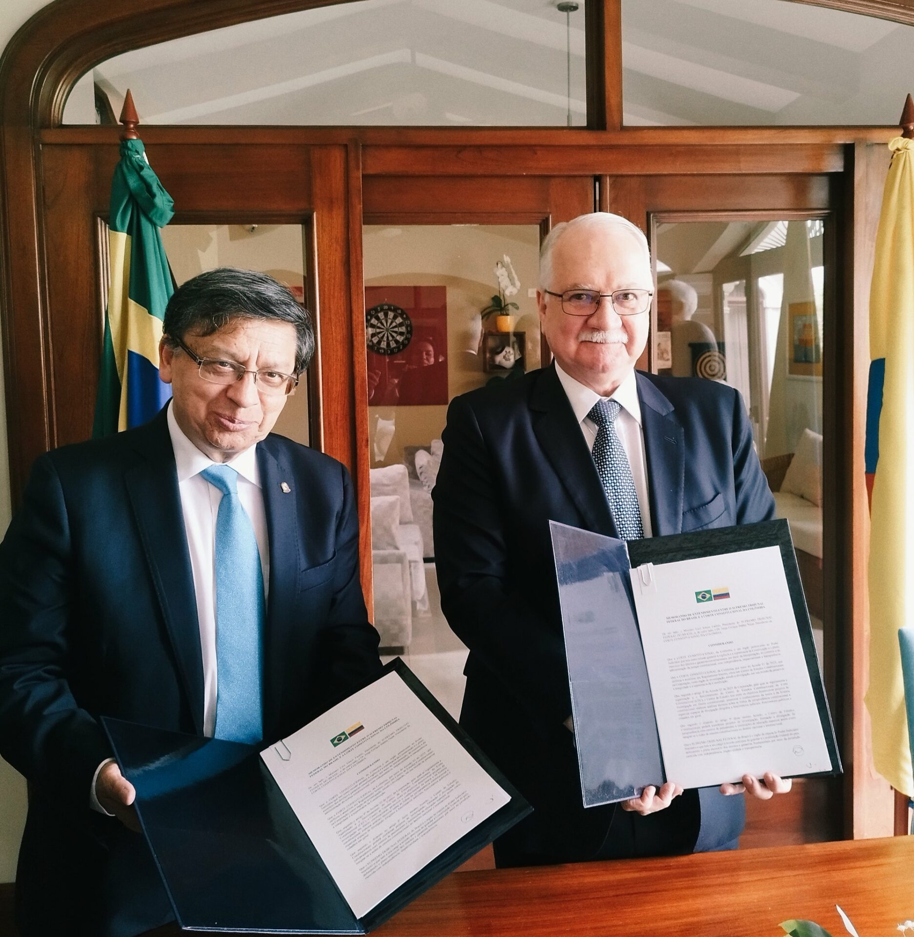 STF e Corte da Colômbia assinam acordo de cooperação em estudos, pesquisa e intercâmbio no âmbito do Direito Constitucional