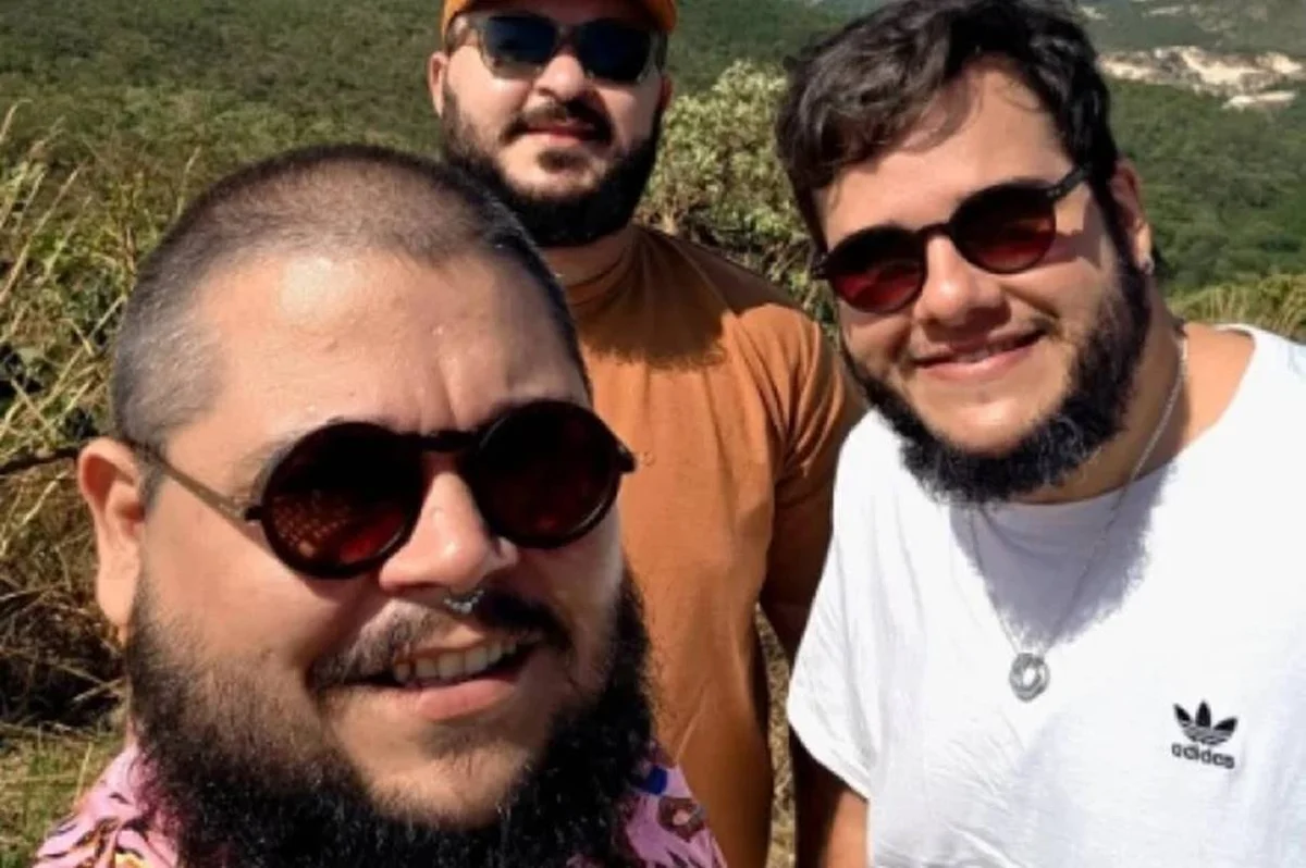 Justiça reconhece união estável de trisal formado por três homens em Goiás