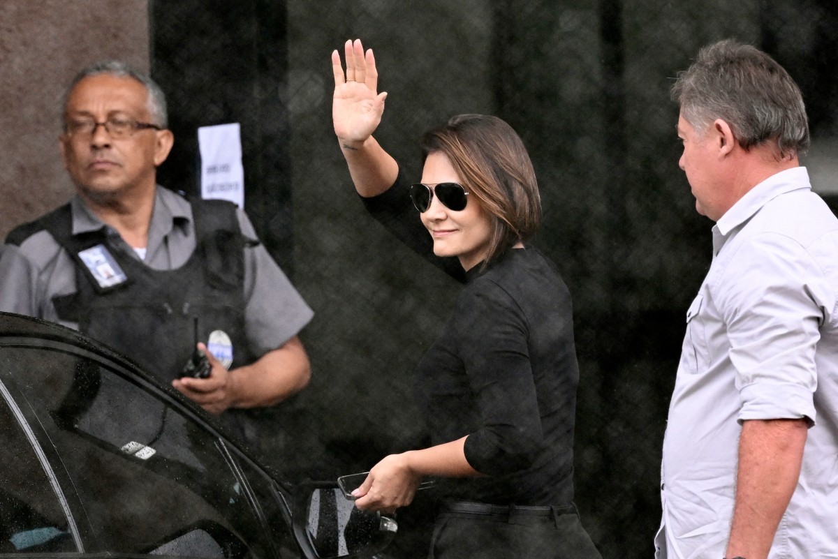 Moraes autoriza visita de Michelle e filha a Bolsonaro e determina que PF fiscalize marmitas