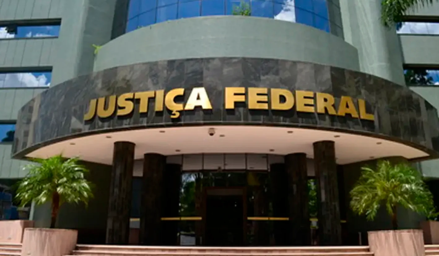 PF cumpre busca na 13ª Vara de Curitiba para obter documentos pedidos pelo STF