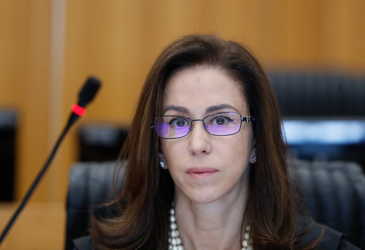 Shopping pode substituir creche ou espaços para amamentação destinados à funcionárias por auxílio, decide TST