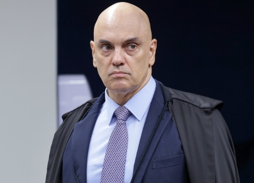 CFM cumpre ordem de Moraes e interrompe apuração sobre saúde de Bolsonaro