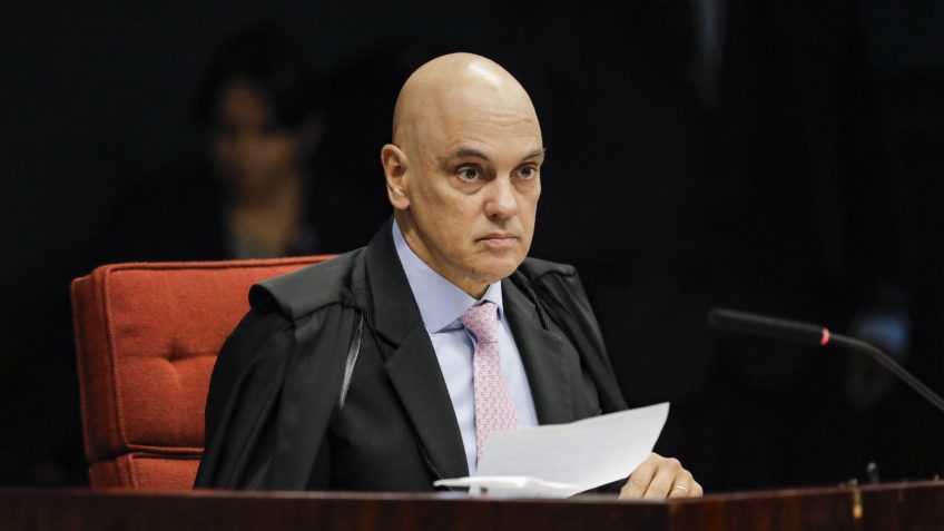 Moraes rejeita pedido de habeas corpus feito por estudante de direito para Bolsonaro