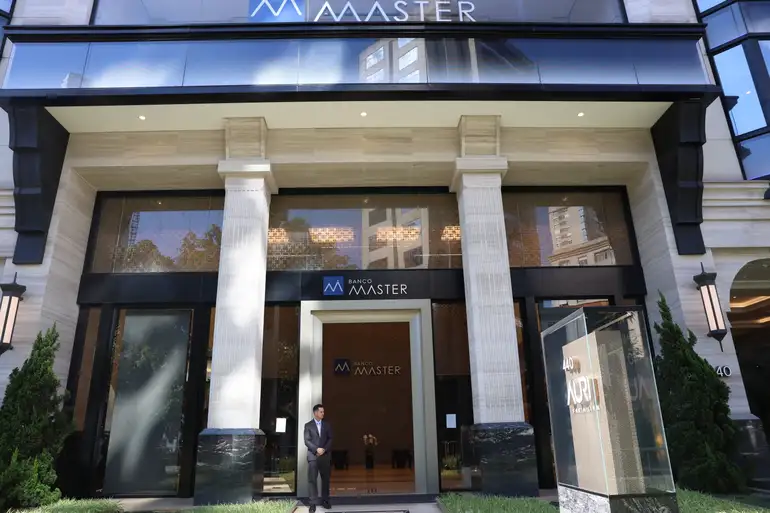 PF realiza 2ª fase de operação contra Banco Master; bloqueio de bens ultrapassa R$ 5,7 bilhões