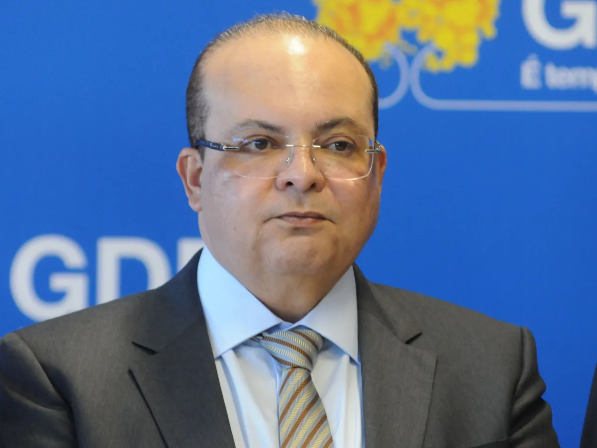 Escritório de Ibaneis Rocha explica contrato milionário com fundo investigado por fraudes